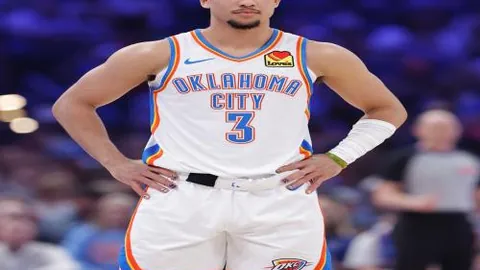 王燊超精准传球，武磊海港联手进球